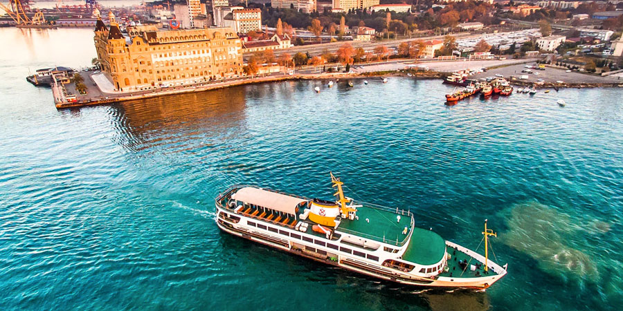Bateaux - les transports en commun Istanbul