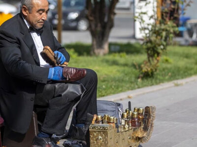 Les Cireurs de Chaussures en Turquie