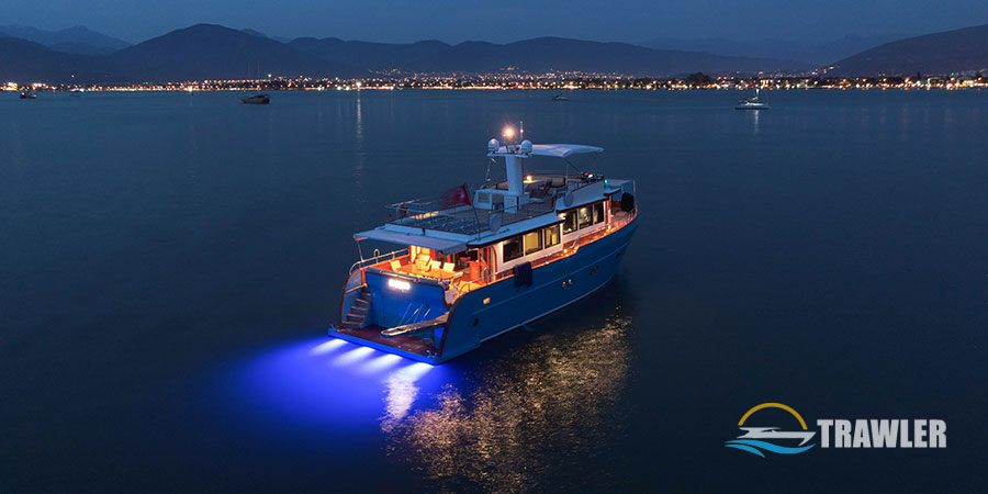 bateau chalutier Ruzanna