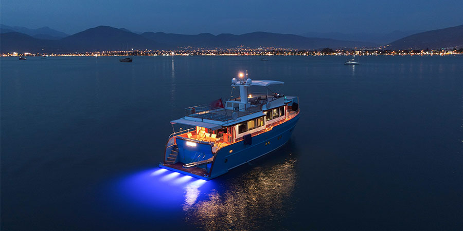 bateau chalutier Ruzanna