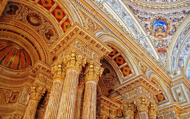 le palais Dolmabahçe