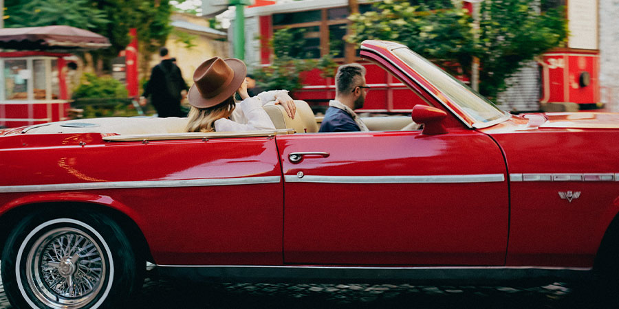 Demande en Mariage dans une Voiture Classique - istanbul